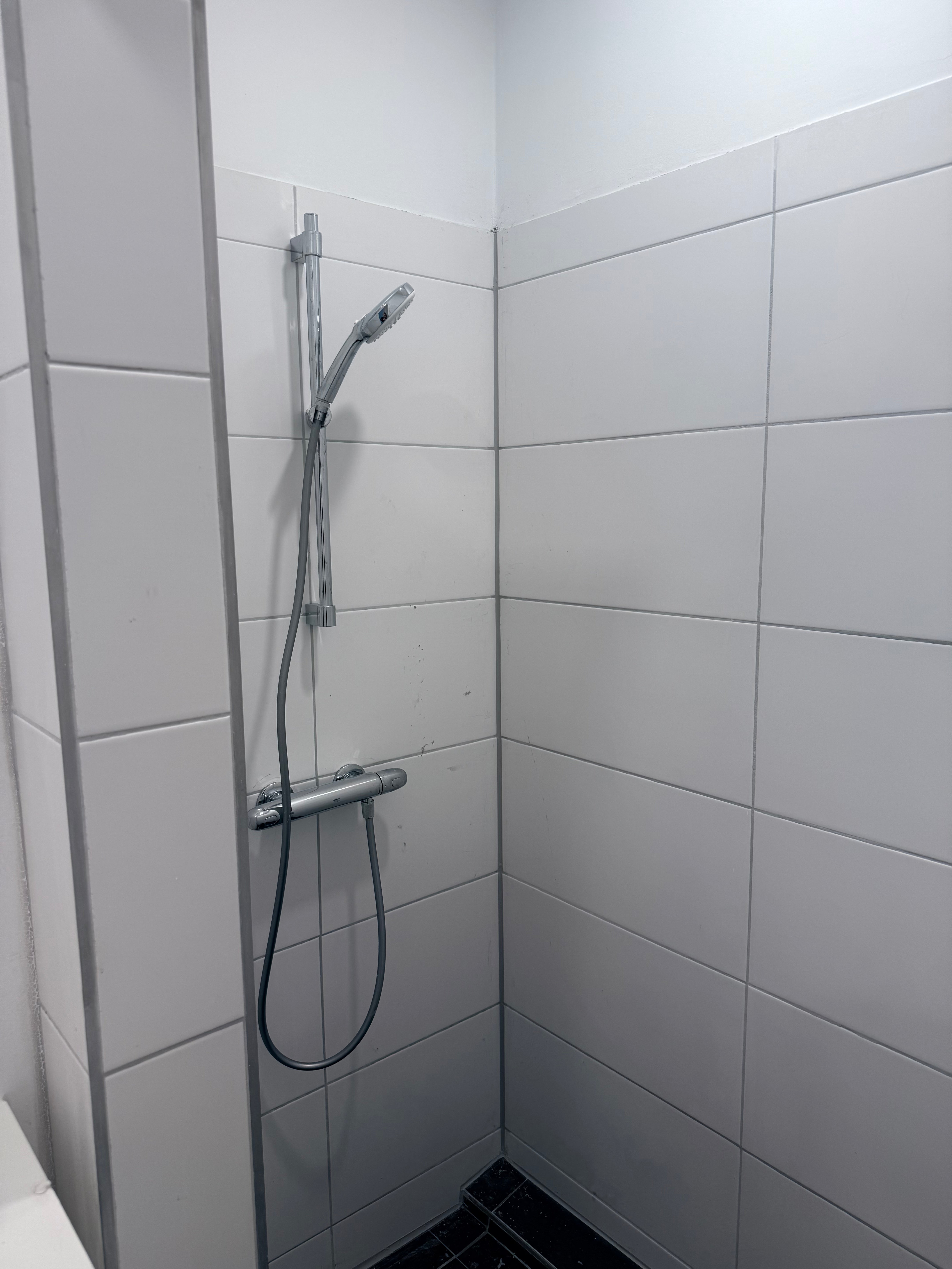 Sanitair & Tegelen